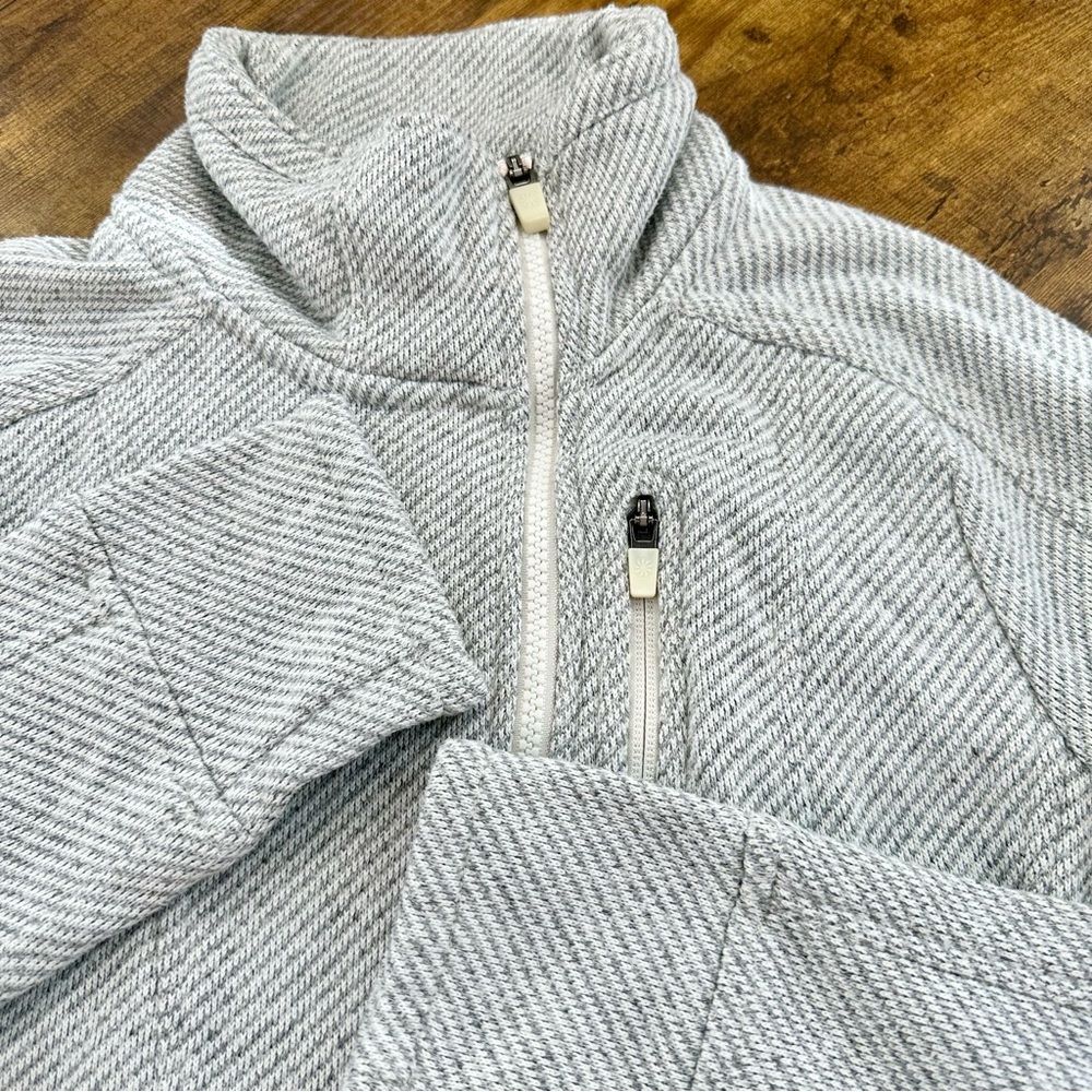 Athleta Trailwinds Knit Hike Jacket, Sandy White Heather, Medium - Picture 8 of 14